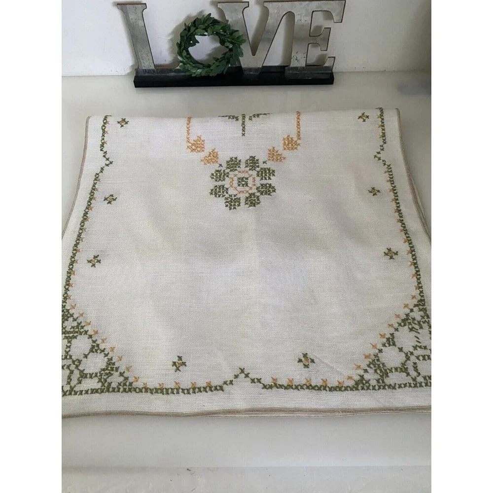 Vintage 1960s Linen Embroidered Floral‎ Cross Stitch Handmade Table Runner 14x42